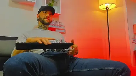 Supreme_Alpha webcam model stream image