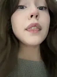 Peachy_Dream webcam model stream image