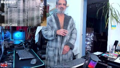 OnlineBossUK webcam model stream image