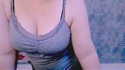 Djullia webcam cam4 model stream image
