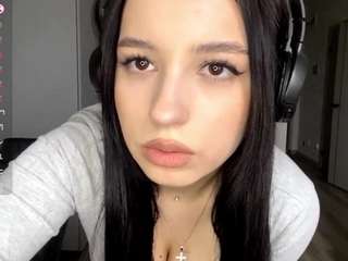 madelinebaker webcam model stream image