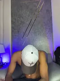 AaronCruz_ webcam model stream image