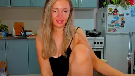 foxy_blond webcam model stream image