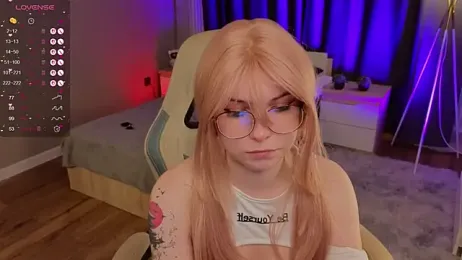 zelda_1 webcam stripchat model stream image