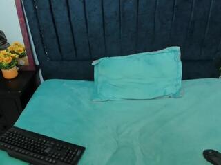 Alaha Evans webcam model stream image