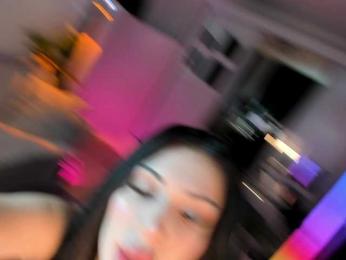 Ivybelle webcam model stream image