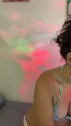 Hot_crisps webcam model stream image