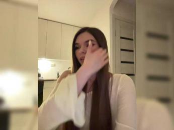 mirrra webcam model stream image