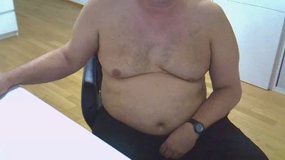 marc008 webcam model stream image