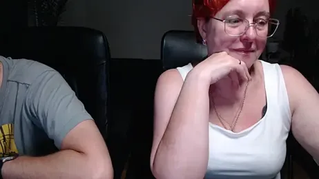 JoannaAndNeighbour webcam model stream image