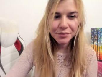 artsyandcraftsy_ webcam model stream image