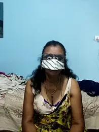 Kannadasexywifes webcam stripchat model stream image