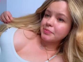 dianaholiday webcam chaturbate model stream image