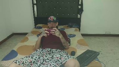 MaxxBigcock webcam model stream image