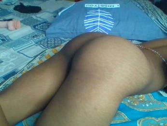 Charish webcam model stream image