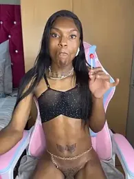 LatoyaPosh webcam model stream image