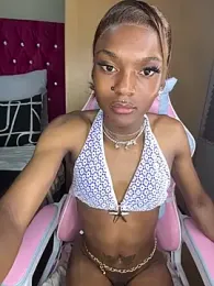 LatoyaPosh webcam model stream image