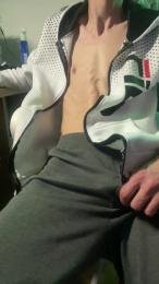 cumINmirBARE webcam model stream image