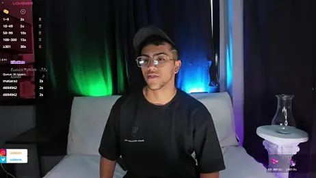 Colstorw_ webcam model stream image