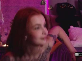 LisLy webcam model stream image