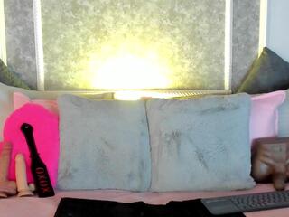 Victoria Lois webcam model stream image