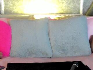 Victoria Lois webcam model stream image