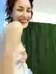 kendrafarq webcam model stream image