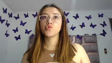 Anny-Fox webcam model stream image