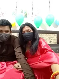 Noughty_lov webcam stripchat model stream image