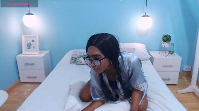 Lunarose_3 webcam model stream image