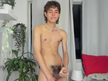 santy_kitty webcam model stream image