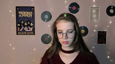 lulu_fly_ webcam model stream image