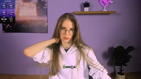 lulu_fly_ webcam model stream image