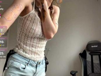 JestineRounkles webcam bongacams model stream image