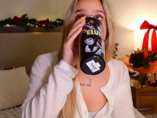 Maci Reynolds webcam model stream image