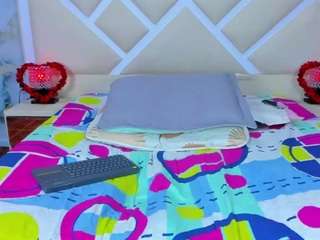 mikee-whitee webcam model stream image