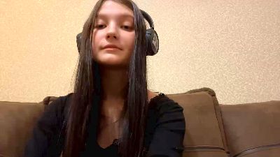 AiKerzer webcam model stream image