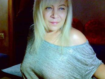 Savan35na webcam model stream image