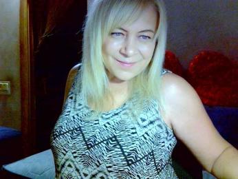 Savan35na webcam model stream image