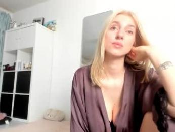 kenziedawton webcam model stream image