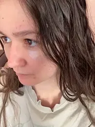 ameli_moon webcam model stream image