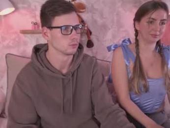 fluffy_hat webcam model stream image