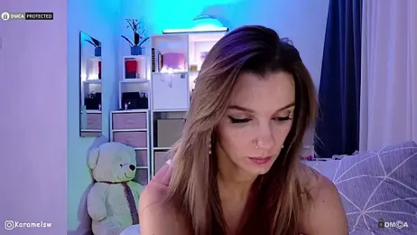 Karamelsw_ webcam model stream image