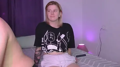 Nearky webcam model stream image