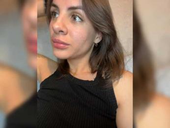 -EmilyJones- webcam model stream image