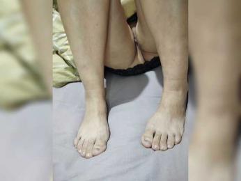 qwersad33 webcam model stream image