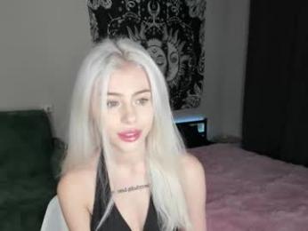 red_qwe webcam model stream image