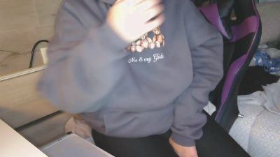 Larajustfu webcam cam4 model stream image