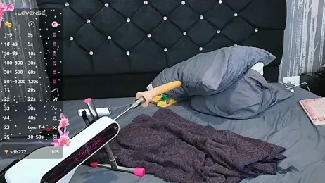 Alicee_Moonn webcam model stream image