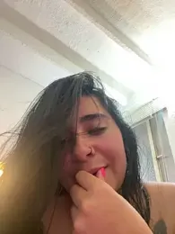 Meganmilk1 webcam model stream image